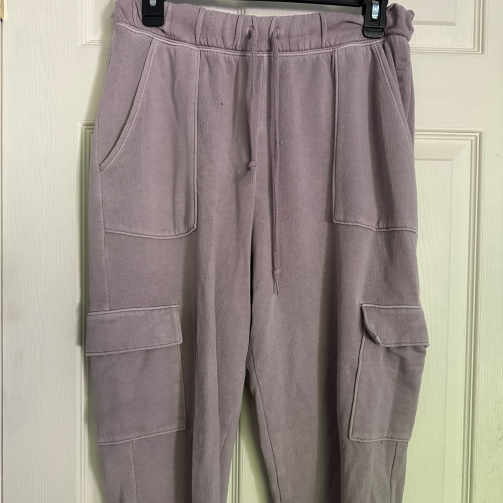 Pink vs cargo sweats